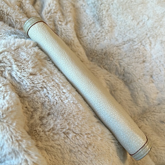 LOUIS VUITTON Suhali Porte Tresor International Trifold Wallet Ivory - Picture 6 of 12